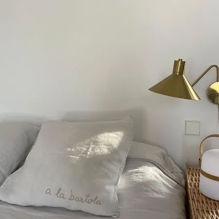 Casita Art-ola